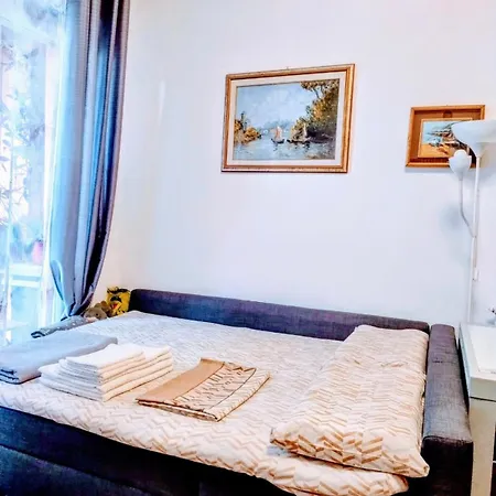 Privata Nell'appartamento In Zona Residenziale Con 2 Piscine Casa de hóspedes