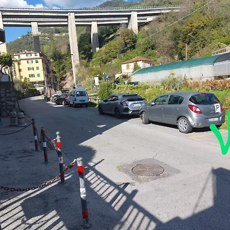 Privata Nell'appartamento In Zona Residenziale Con 2 Piscine Guest house Rapallo