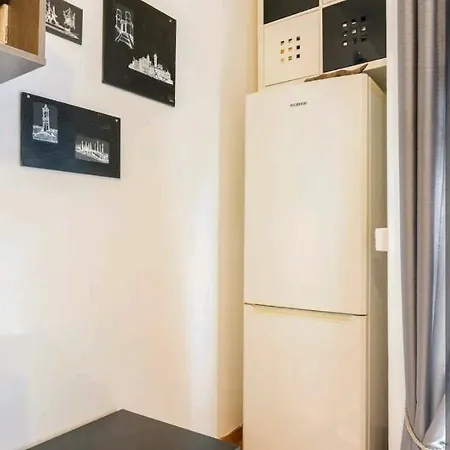 Privata Nell'appartamento In Zona Residenziale Con 2 Piscine * ראפאלו